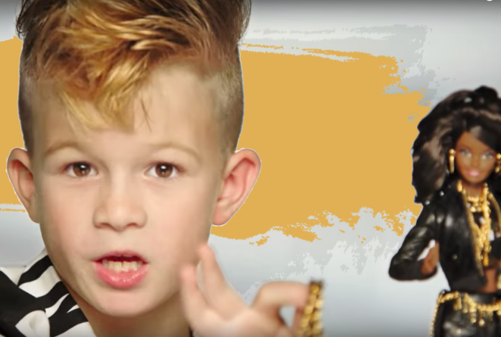 Mattel in collaboration with Moschino: the campaign spreads the idea that playing with dolls is not a girls only activity.